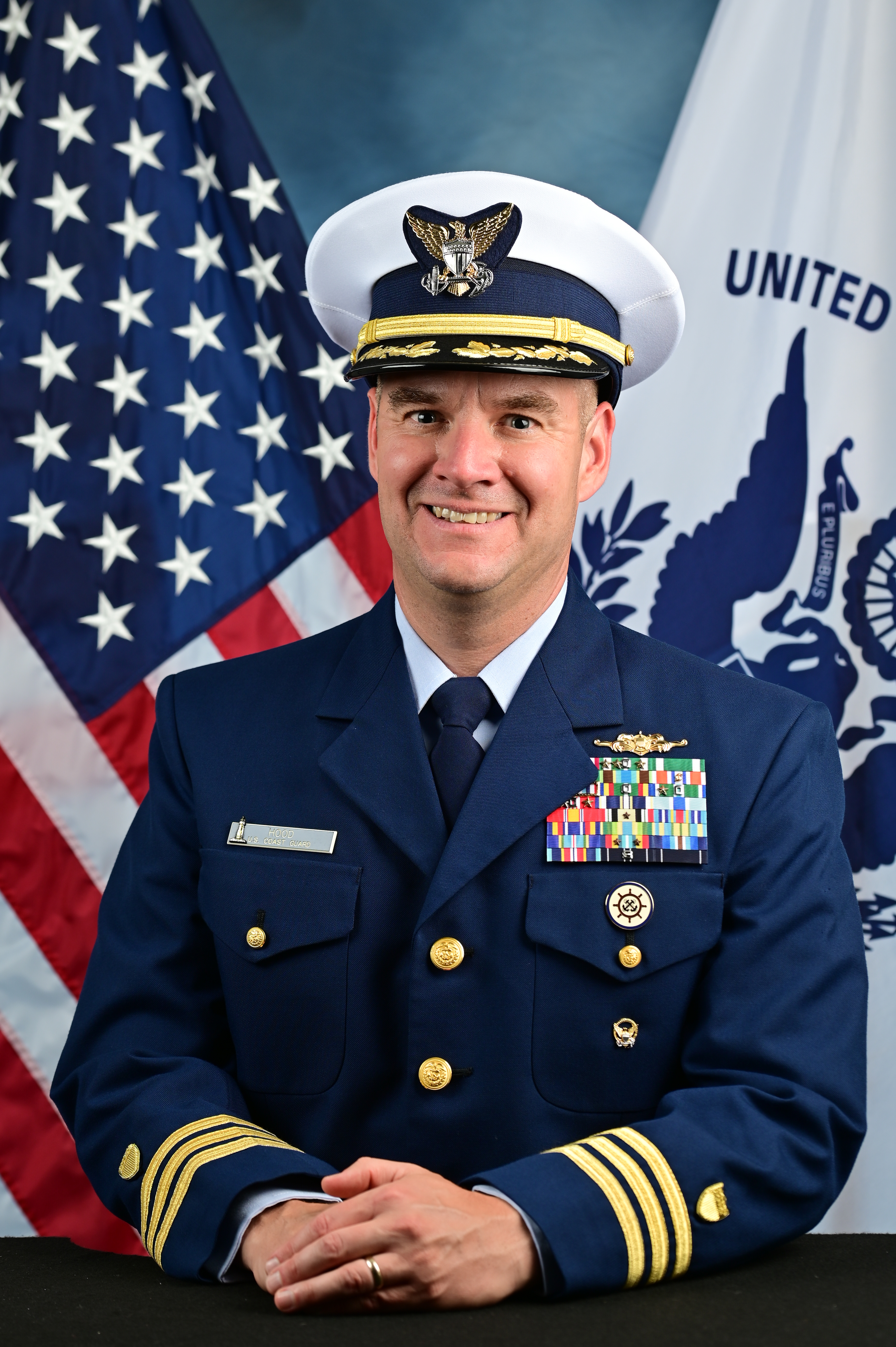 Executive official photo Executive official photo